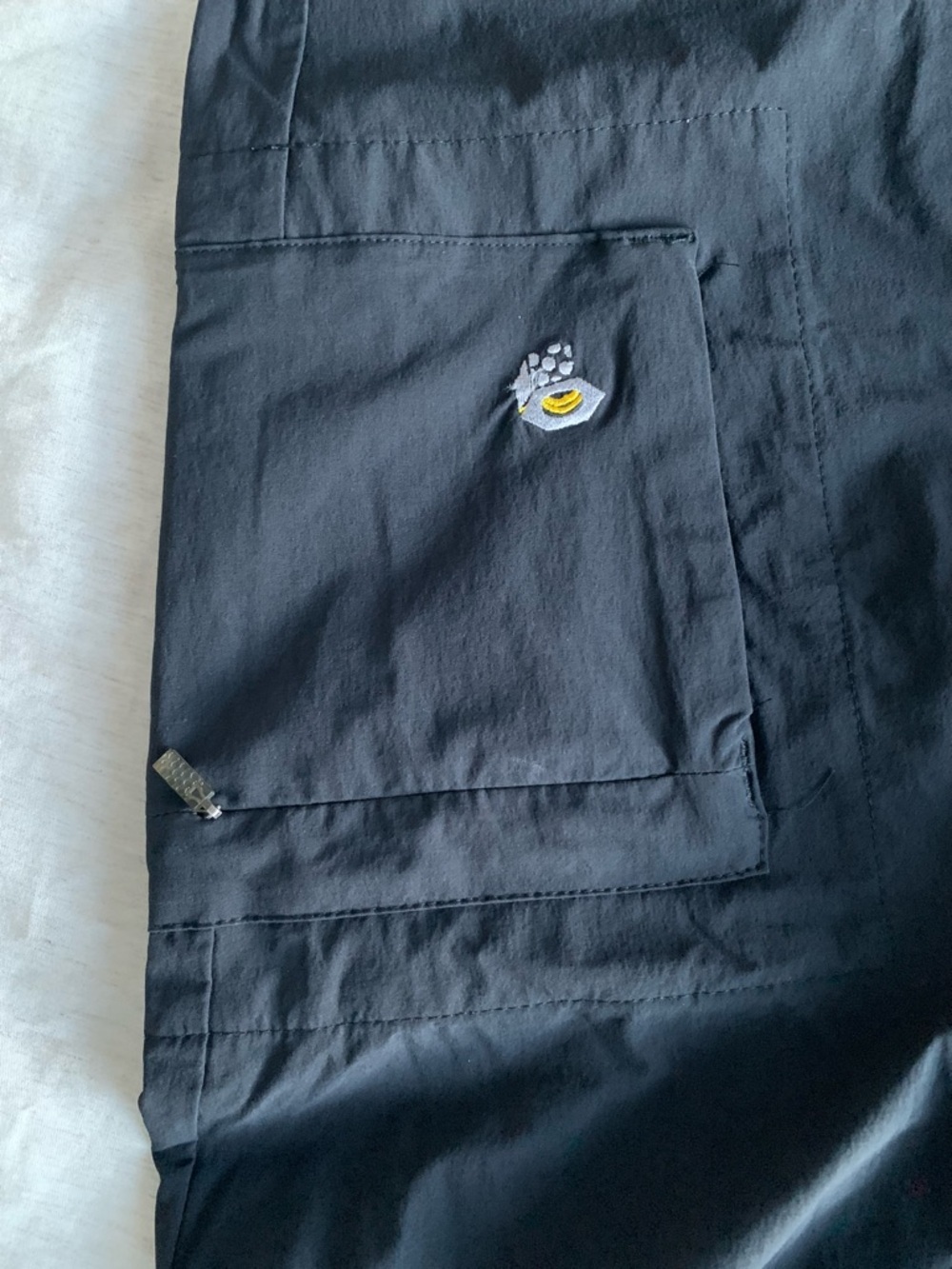 Mountain Hardwear Women's Yuma Convertible Cargo Pants black size 14 for hiking - Picture 12 of 15